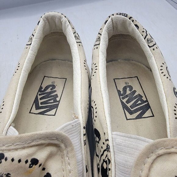 Vans Classic Slip On Skull Bandanna Mens 9 White Low Top Canvas Sneaker - Picture 9 of 13